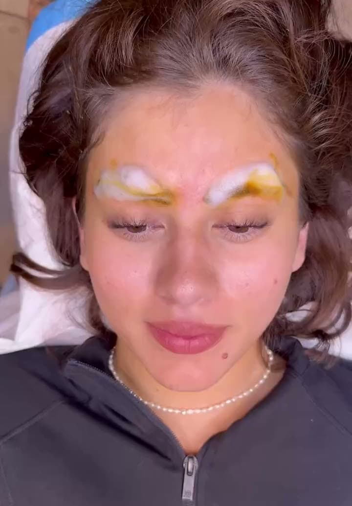Kayla W. reveal reaction